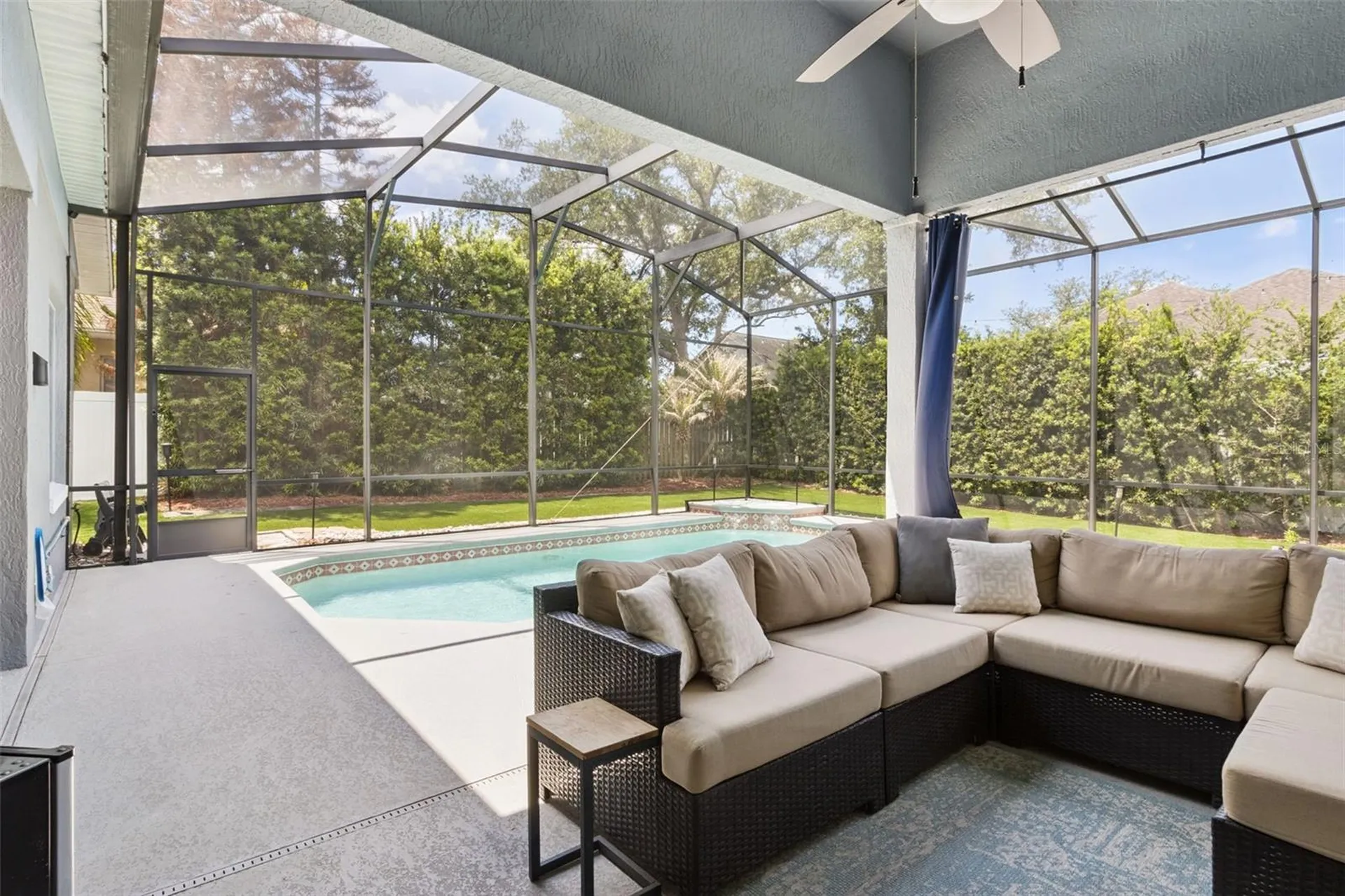 5699 Pond Pine Point Oviedo FL 32765