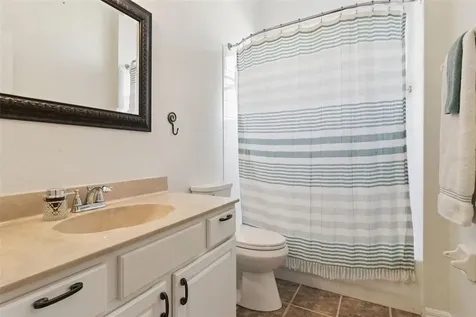5699 Pond Pine Point Oviedo FL 32765