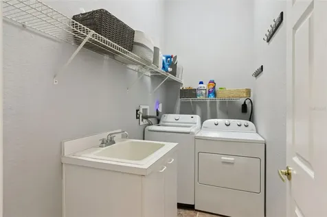5699 Pond Pine Point Oviedo FL 32765