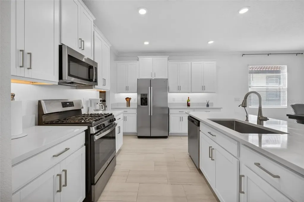 5513 Little Path Drive Wimauma FL 33598