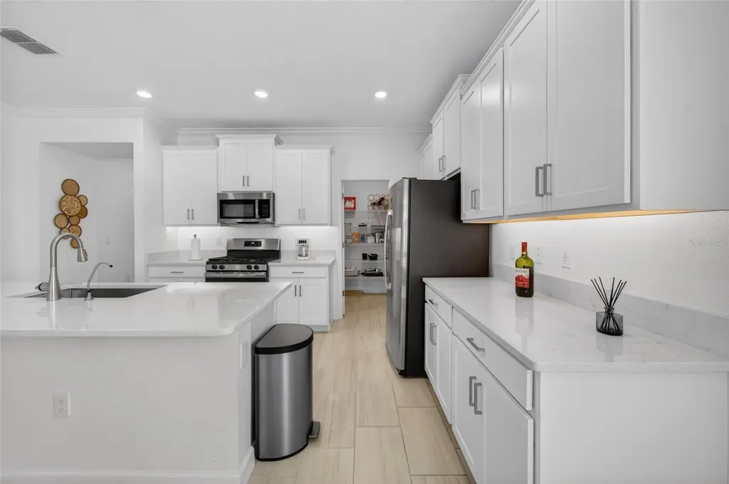 5513 Little Path Drive Wimauma FL 33598