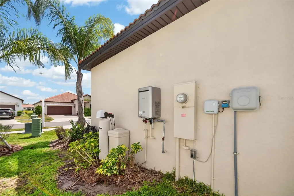 5513 Little Path Drive Wimauma FL 33598