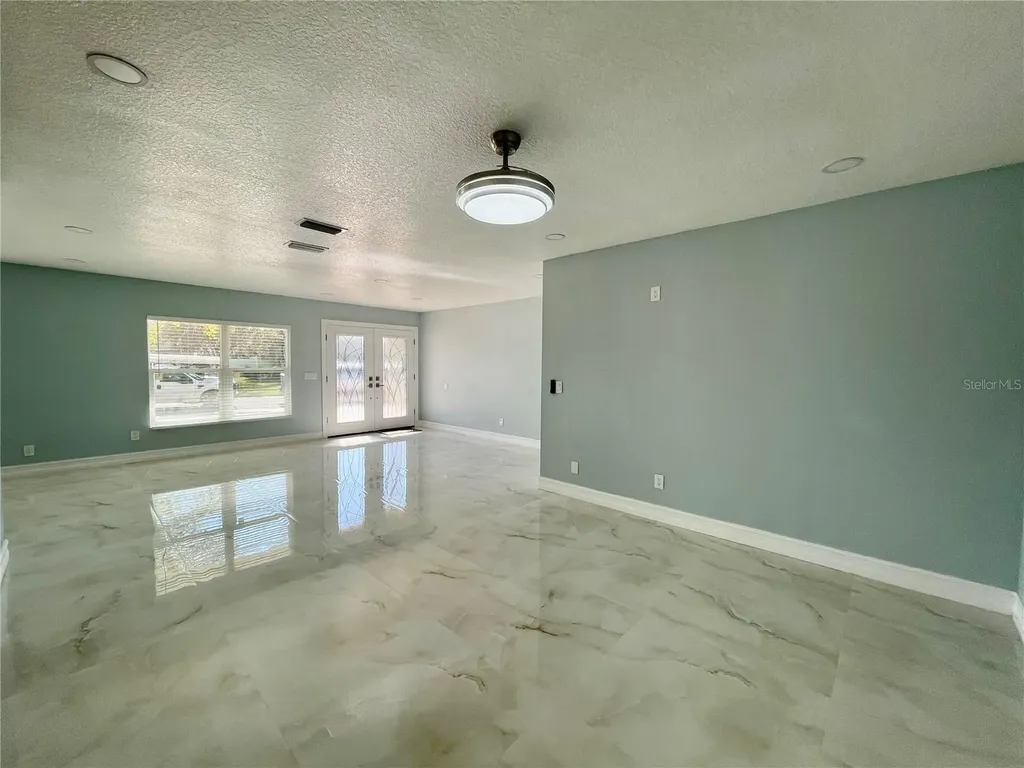 8503 Woodwick Court Tampa FL 33615