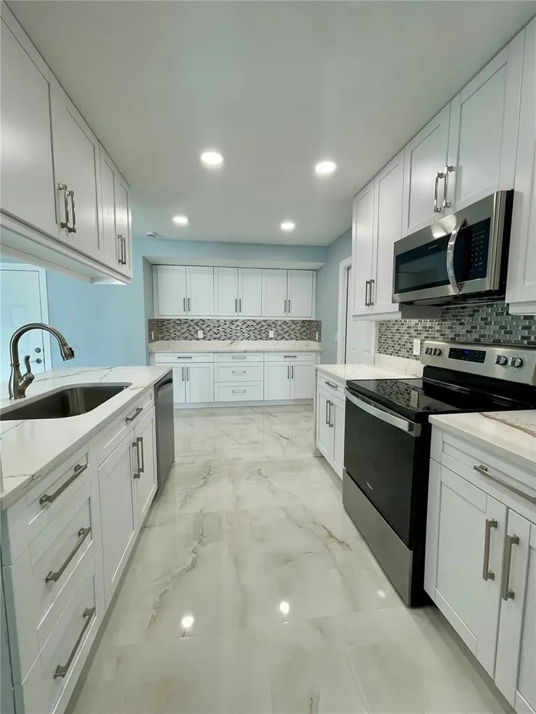 8503 Woodwick Court Tampa FL 33615