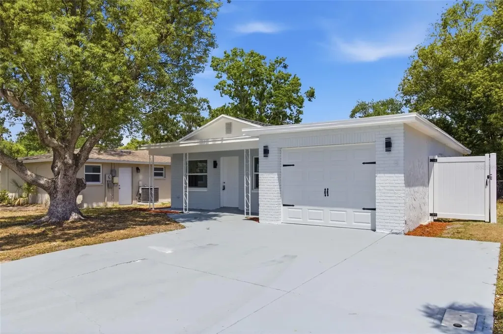 3042 Bahia Avenue Holiday FL 34690