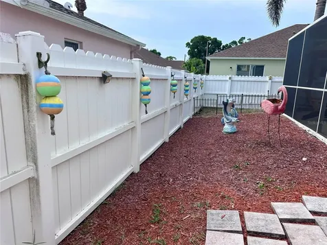 10632 Lake Vista Drive Seminole FL 33772