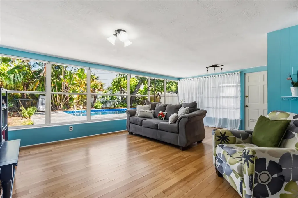 1508 Erin Lane Clearwater FL 33755