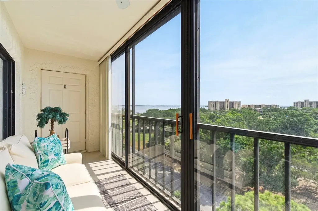 2700 Cove Cay Drive Clearwater FL 33760