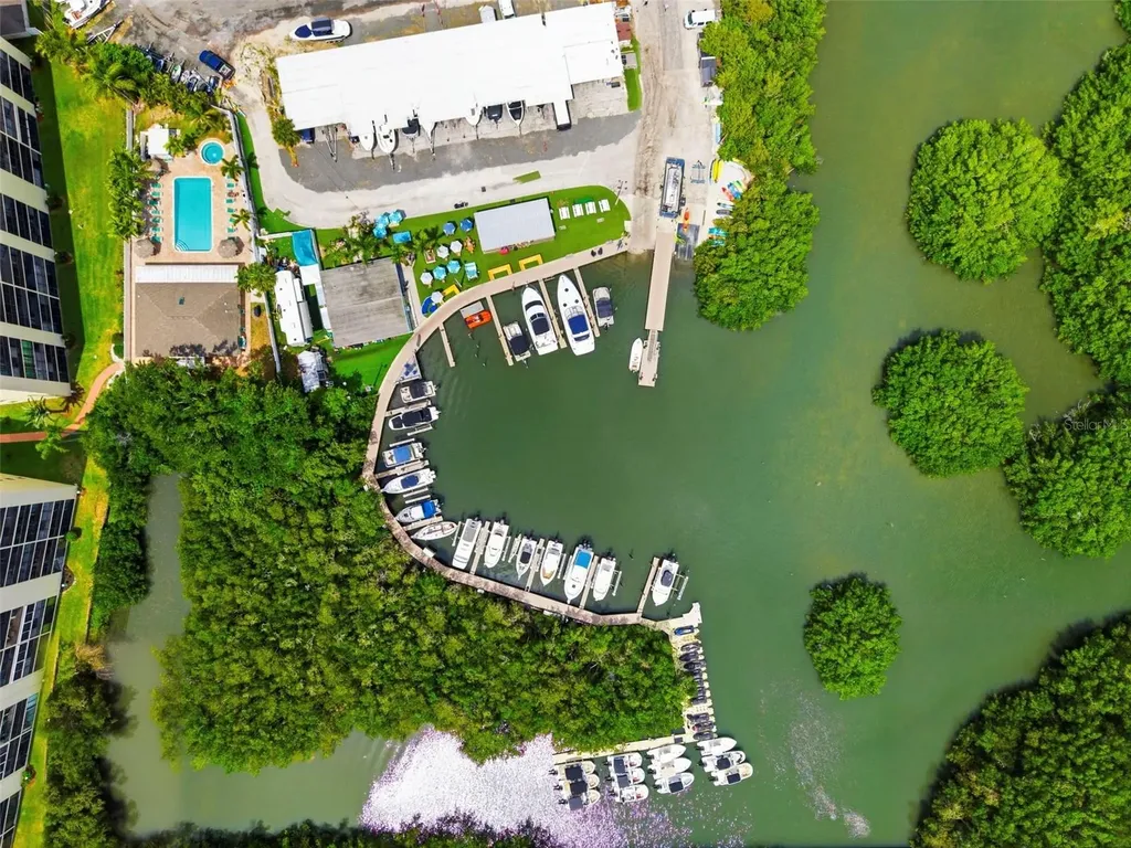 2700 Cove Cay Drive Clearwater FL 33760