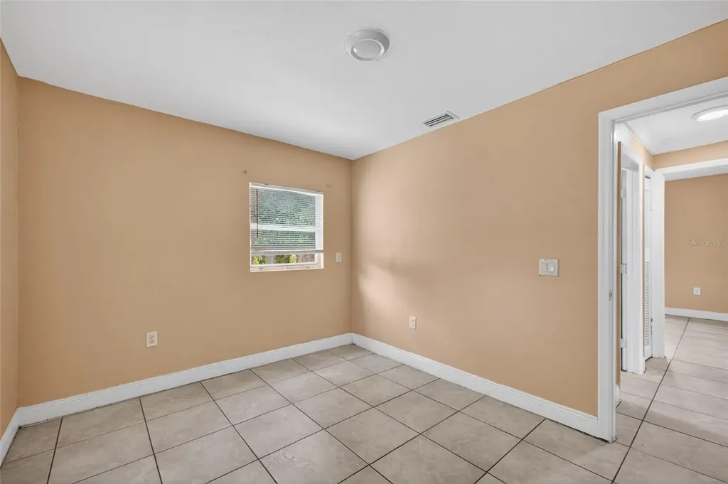 10115 N 14th Tampa FL 33612