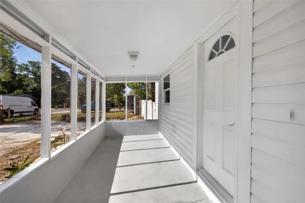 10115 N 14th Tampa FL 33612