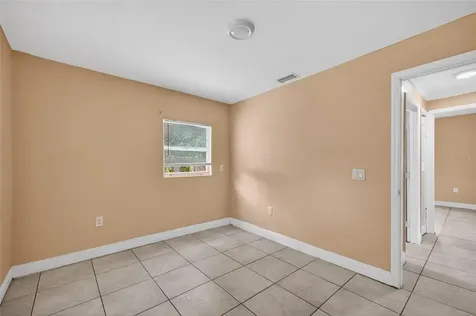 10115 N 14th Tampa FL 33612