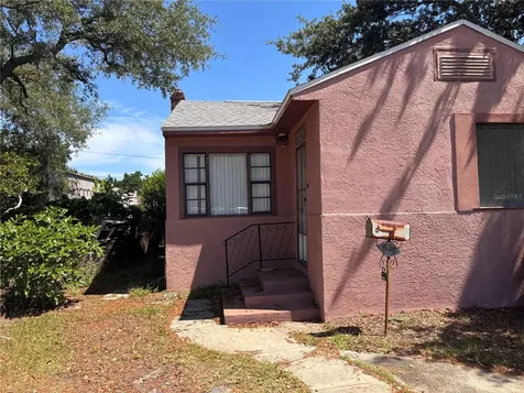 635 30th Avenue S St Petersburg FL 33705