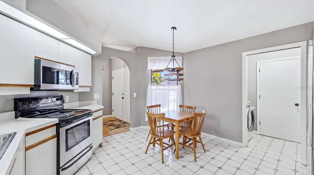 2519 Wood Oak Drive Sarasota FL 34232