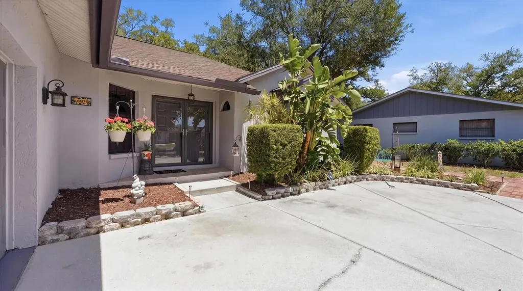 2519 Wood Oak Drive Sarasota FL 34232