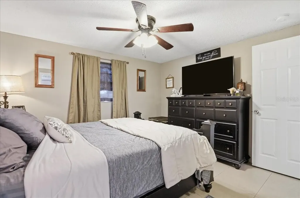 6308 5th Street W Bradenton FL 34207