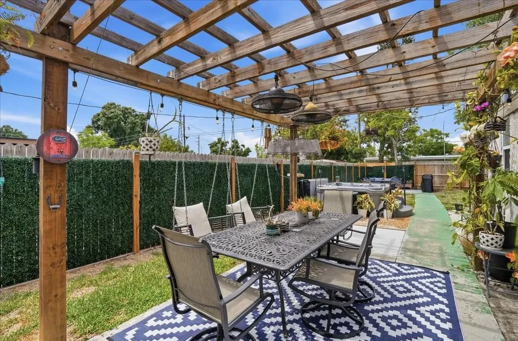 6308 5th Street W Bradenton FL 34207
