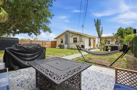 6308 5th Street W Bradenton FL 34207