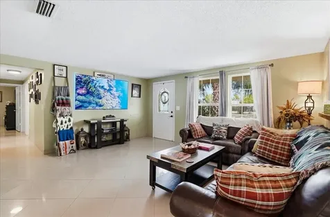 6308 5th Street W Bradenton FL 34207