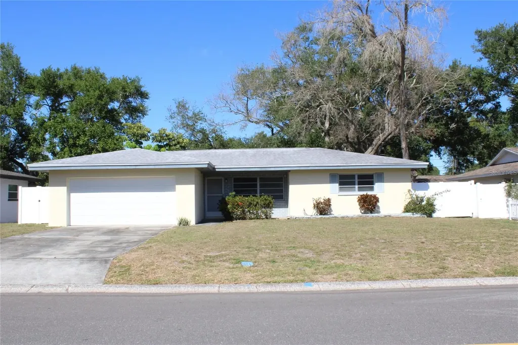 1523 S Fredrica Avenue Clearwater FL 33756