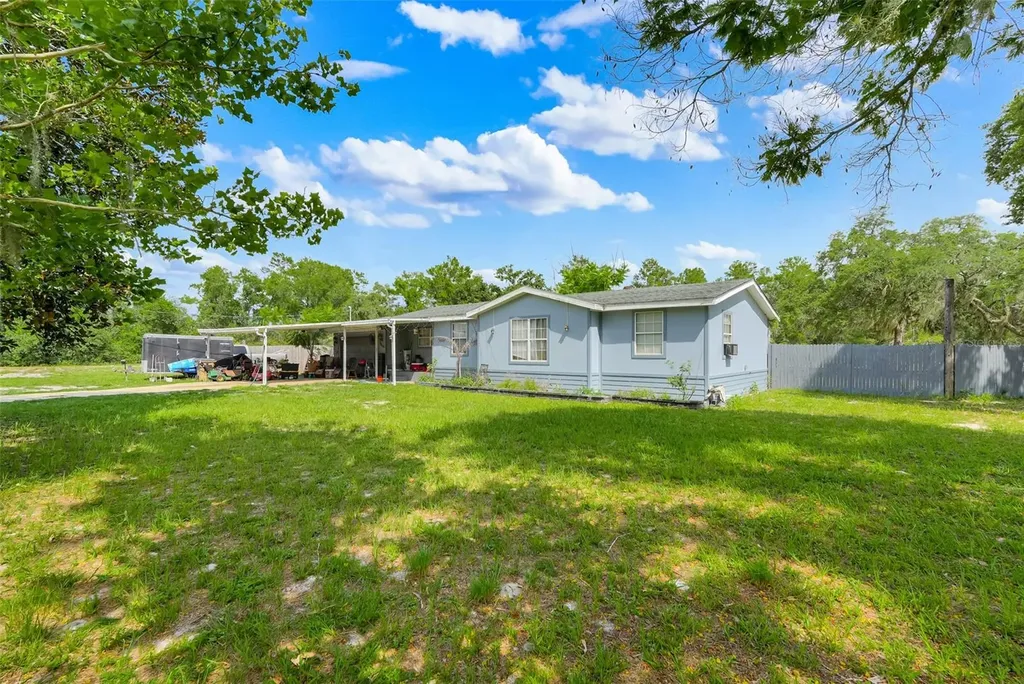 26106 Fishermans Road Paisley FL 32767