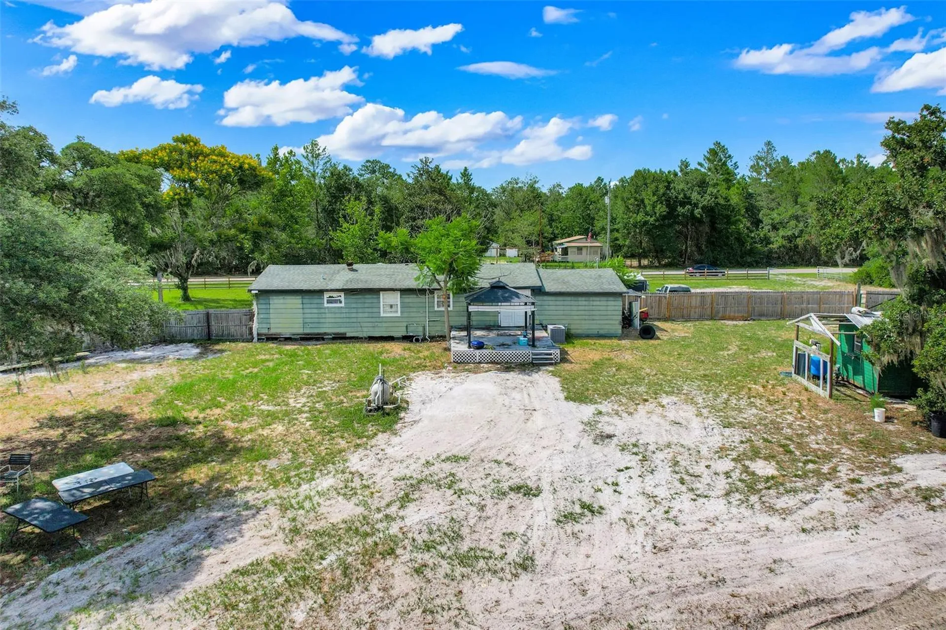 26106 Fishermans Road Paisley FL 32767