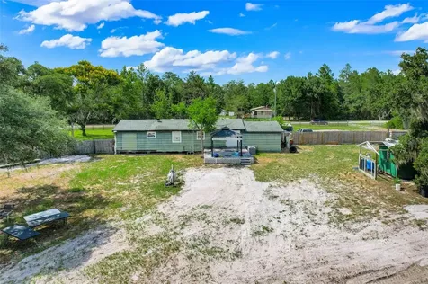 26106 Fishermans Road Paisley FL 32767