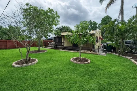 2628 10th Street W Palmetto FL 34221