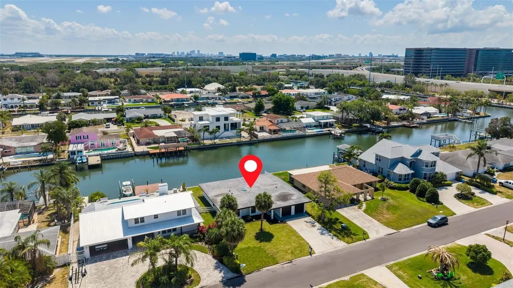 3917 E Eden Roc Circle Tampa FL 33634