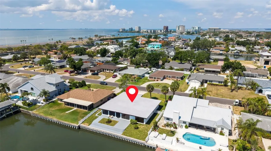 3917 E Eden Roc Circle Tampa FL 33634