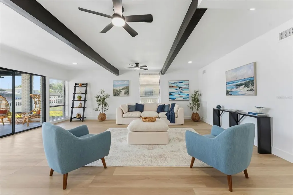 3917 E Eden Roc Circle Tampa FL 33634