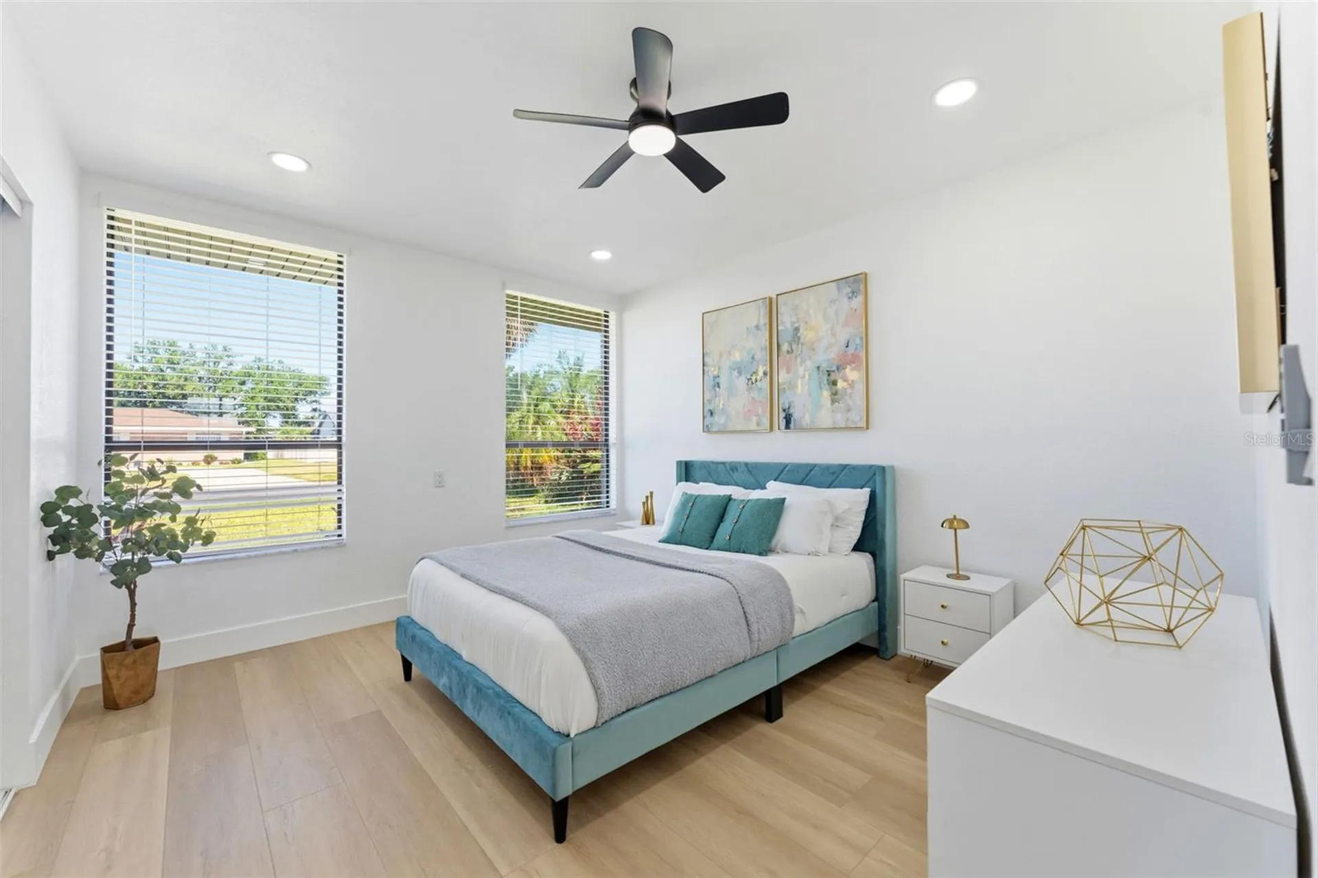 3917 E Eden Roc Circle Tampa FL 33634