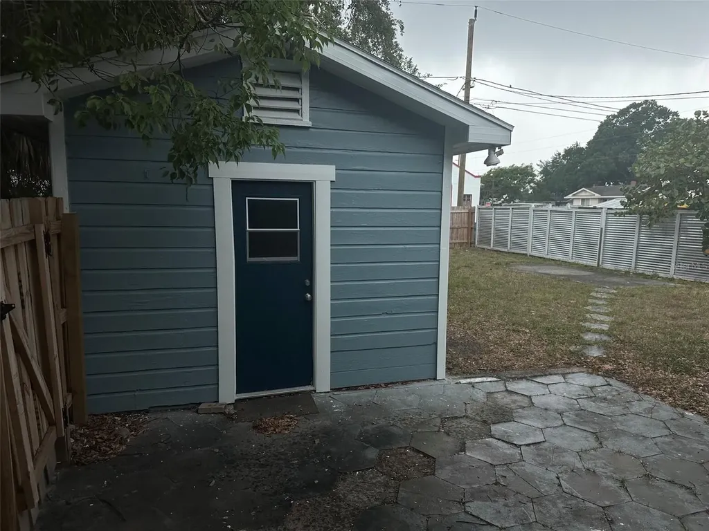 3750 4th Avenue N St Petersburg FL 33713