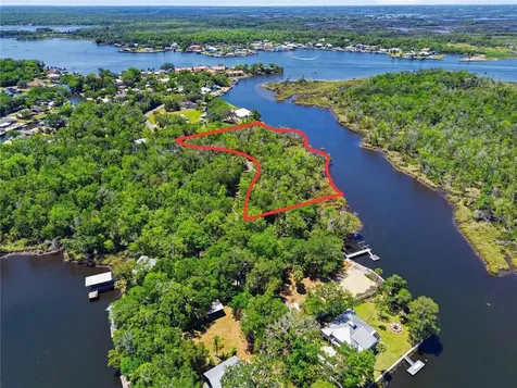 650 Miller Creek Road Crystal River FL 34428