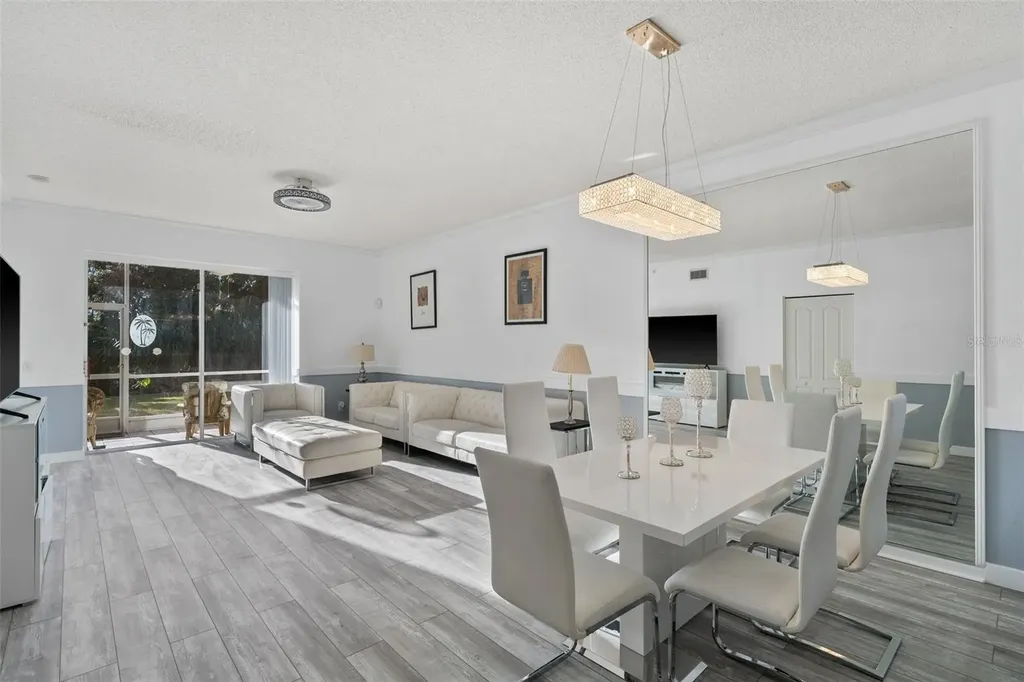 9611 Castle Point Drive Sarasota FL 34238