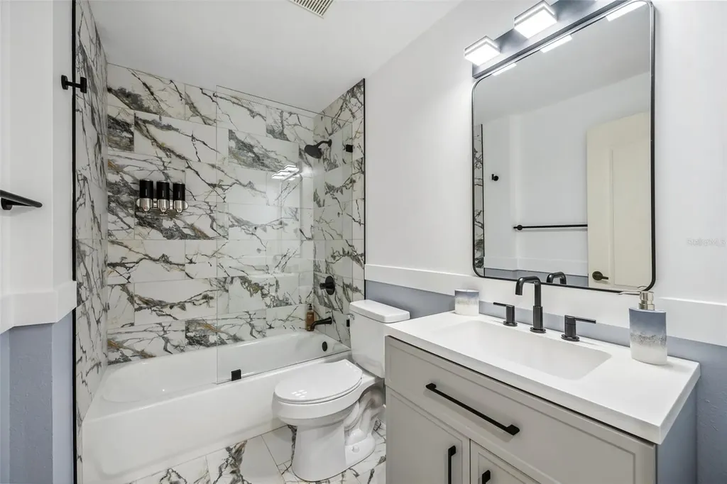 9611 Castle Point Drive Sarasota FL 34238
