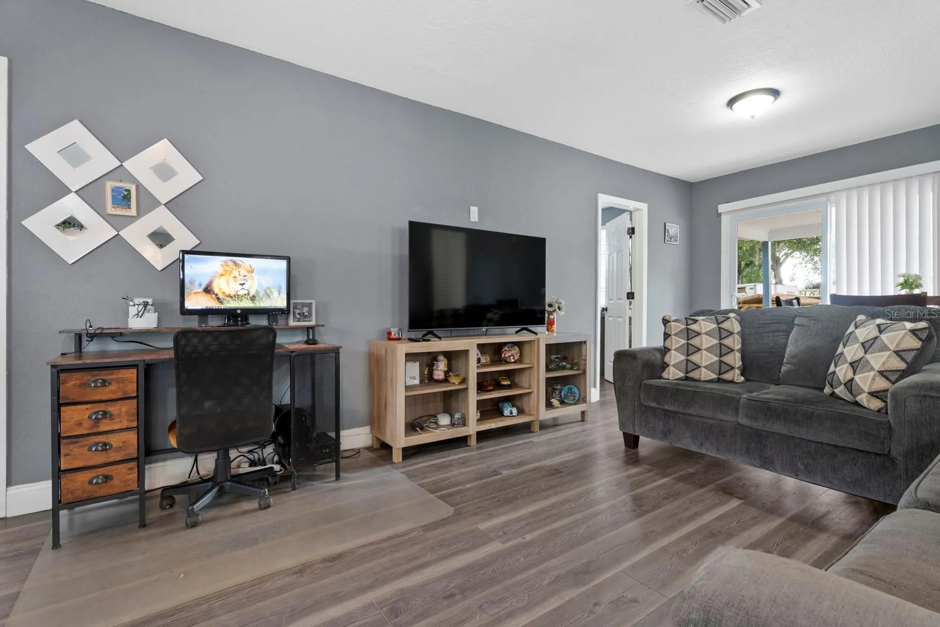 2418 South 69th Tampa FL 33619
