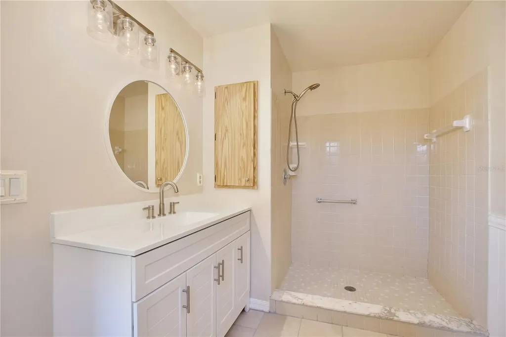 613 Yorktown Drive Leesburg FL 34748