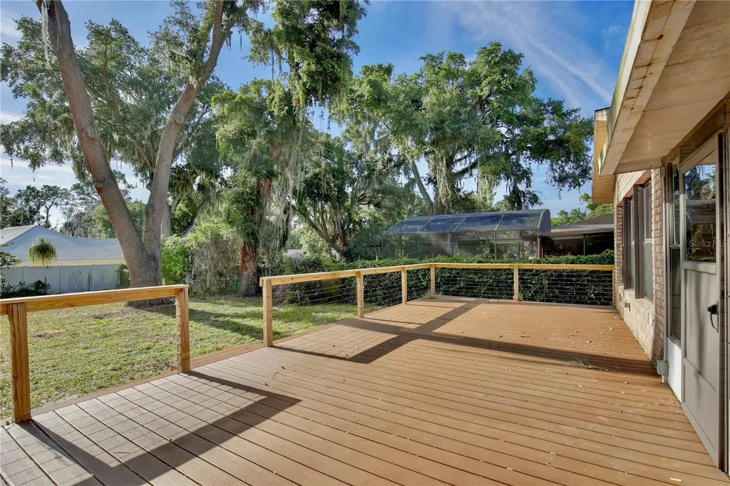 613 Yorktown Drive Leesburg FL 34748