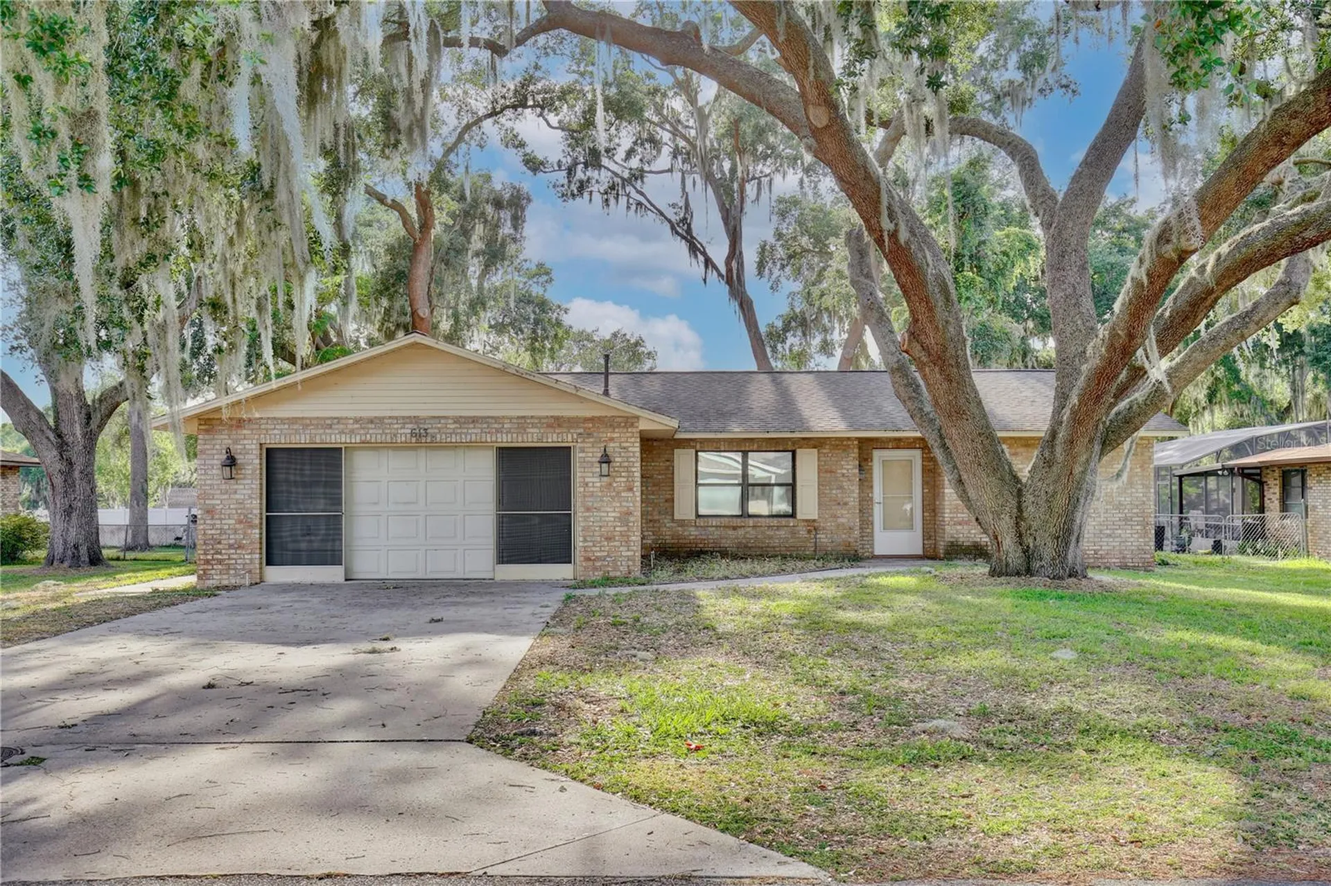 613 Yorktown Drive Leesburg FL 34748