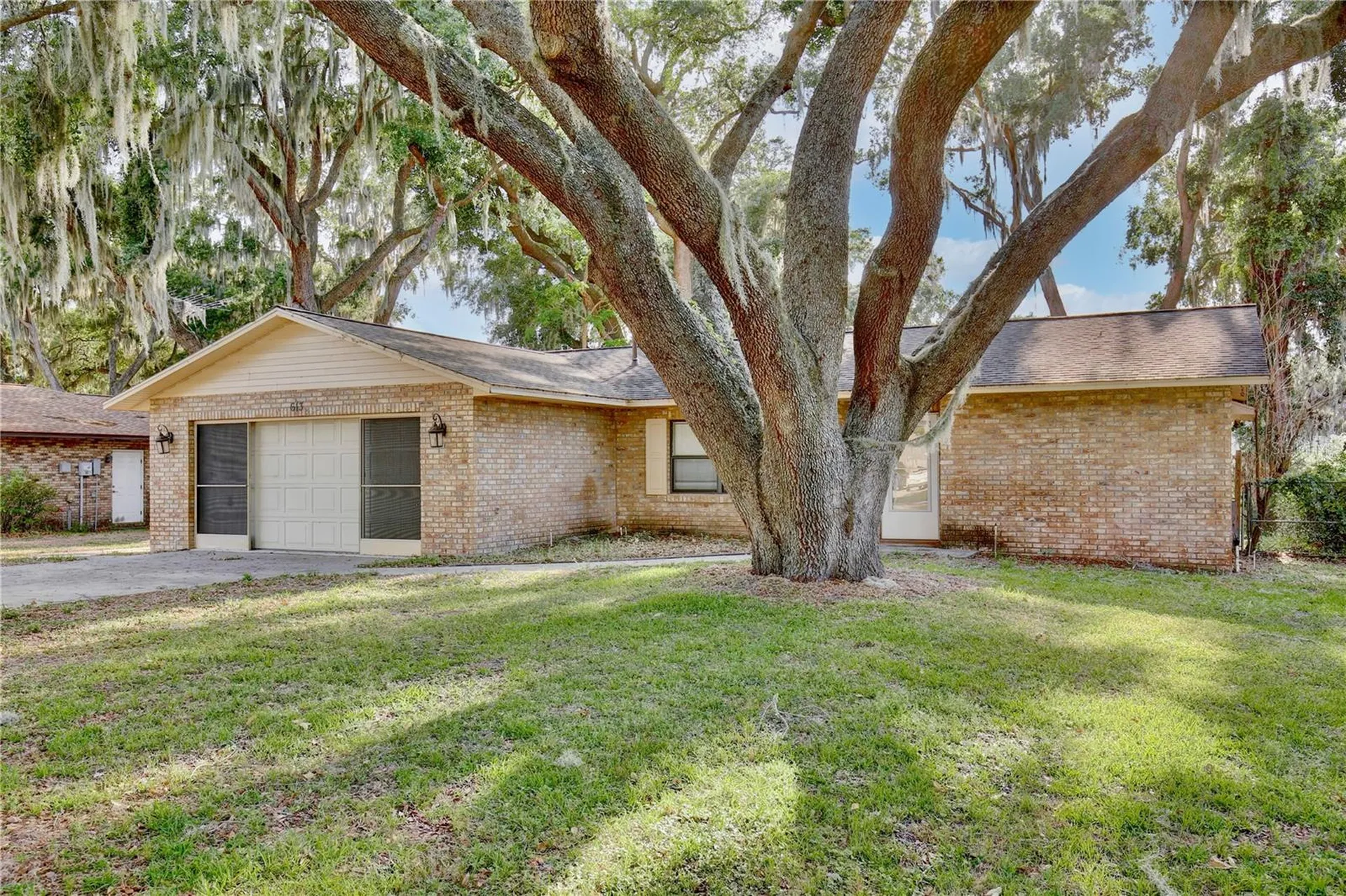 613 Yorktown Drive Leesburg FL 34748