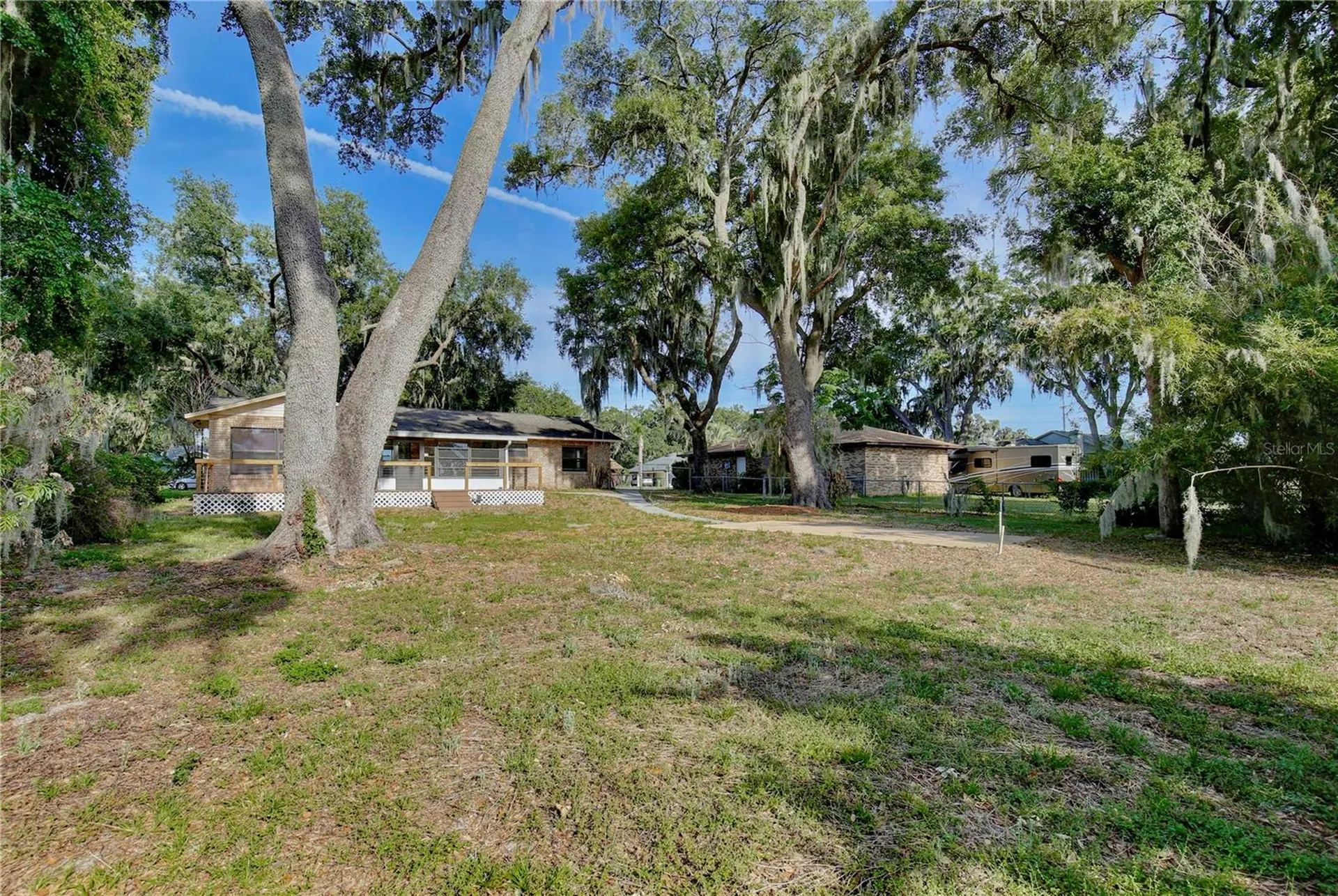 613 Yorktown Drive Leesburg FL 34748