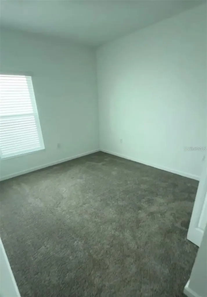 2002 Punch Bowl Avenue Davenport FL 33837