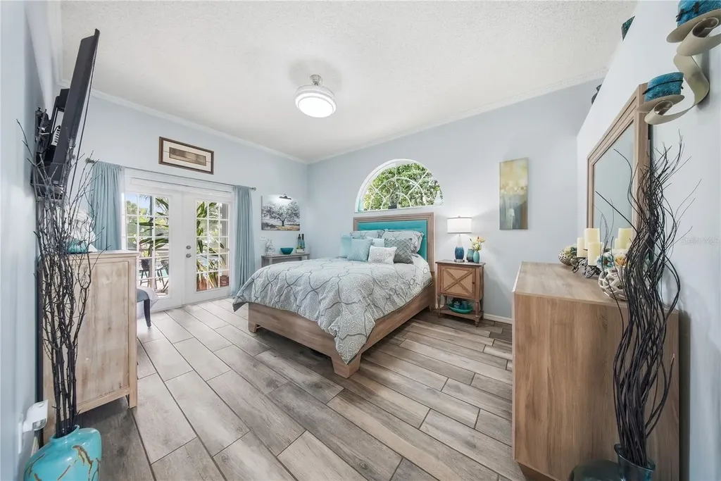 2009 River Park Court Valrico FL 33596