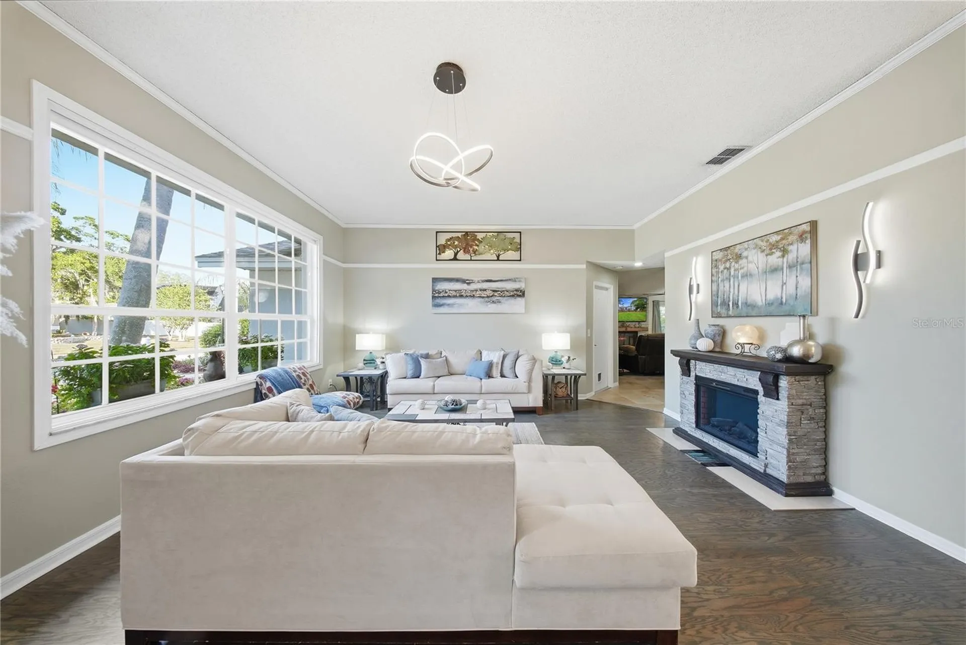 2009 River Park Court Valrico FL 33596