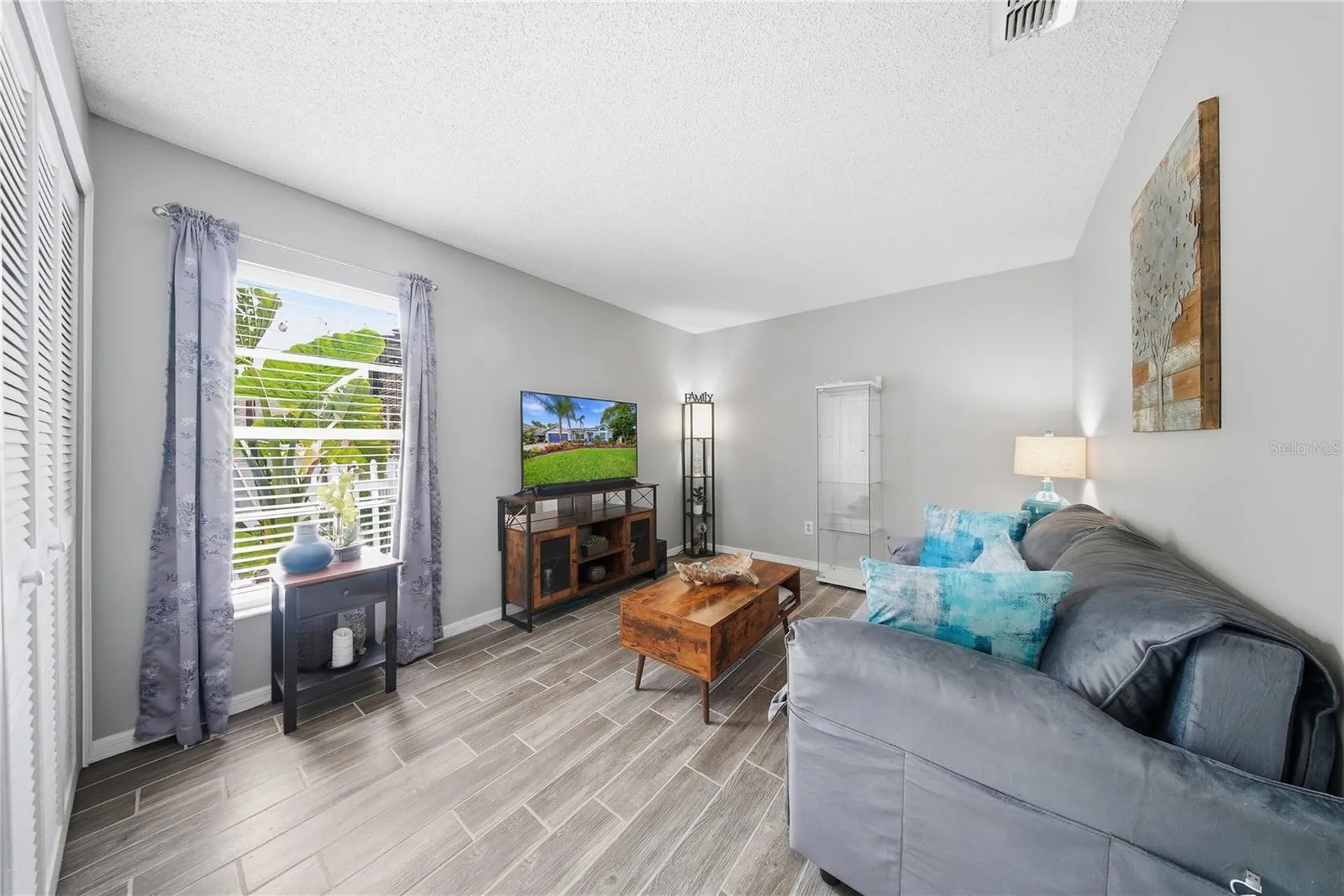 2009 River Park Court Valrico FL 33596
