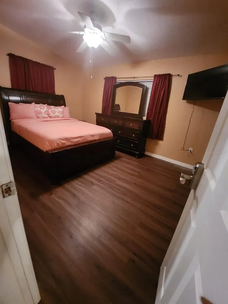 8320 Dot Lane Orlando FL 32809