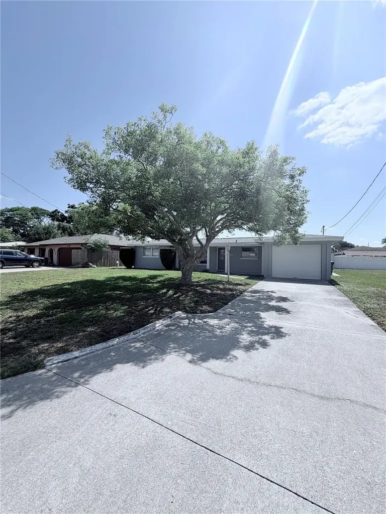 3219 Cambridge Drive Sarasota FL 34232