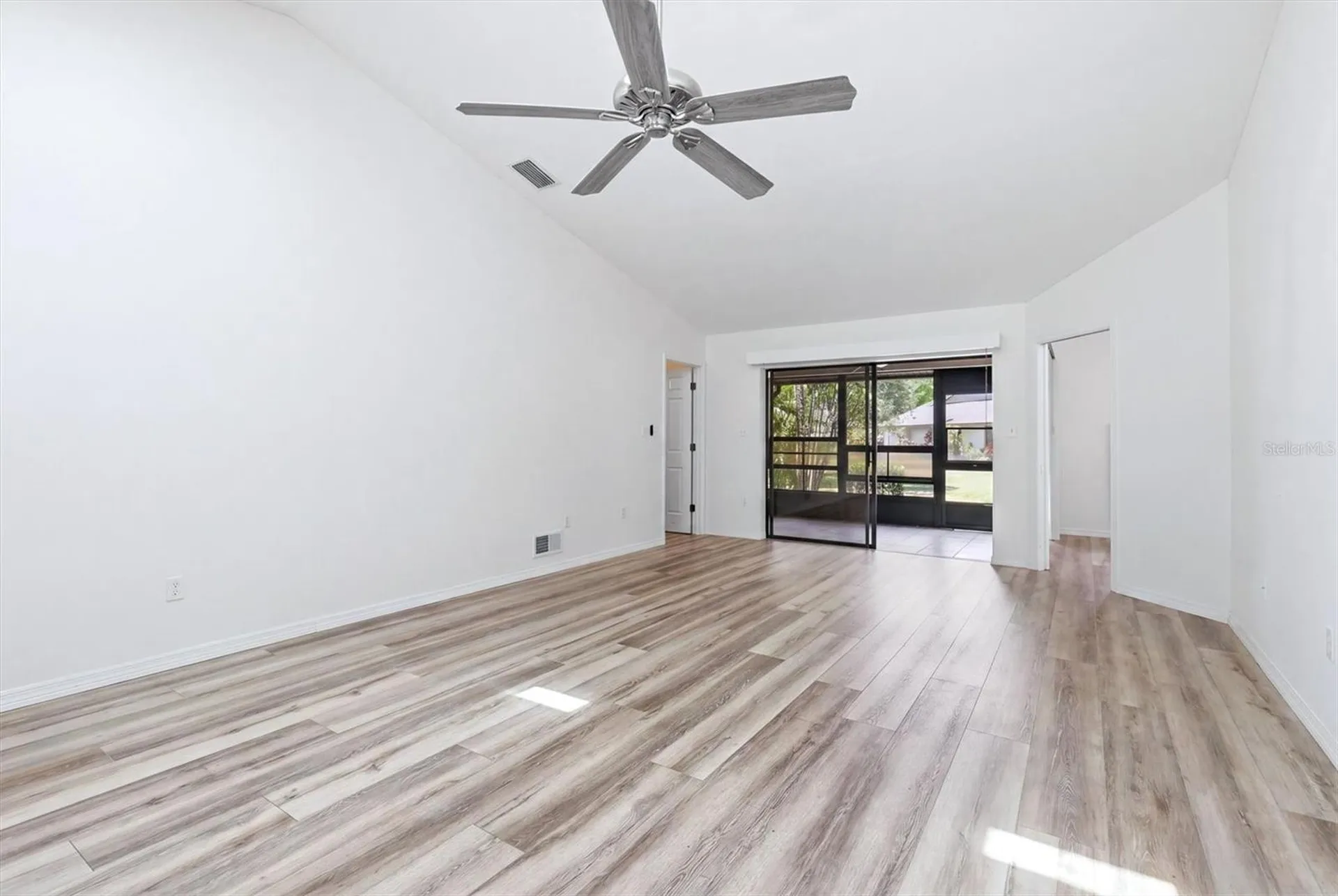 4793 Oak Forest Drive W Sarasota FL 34231