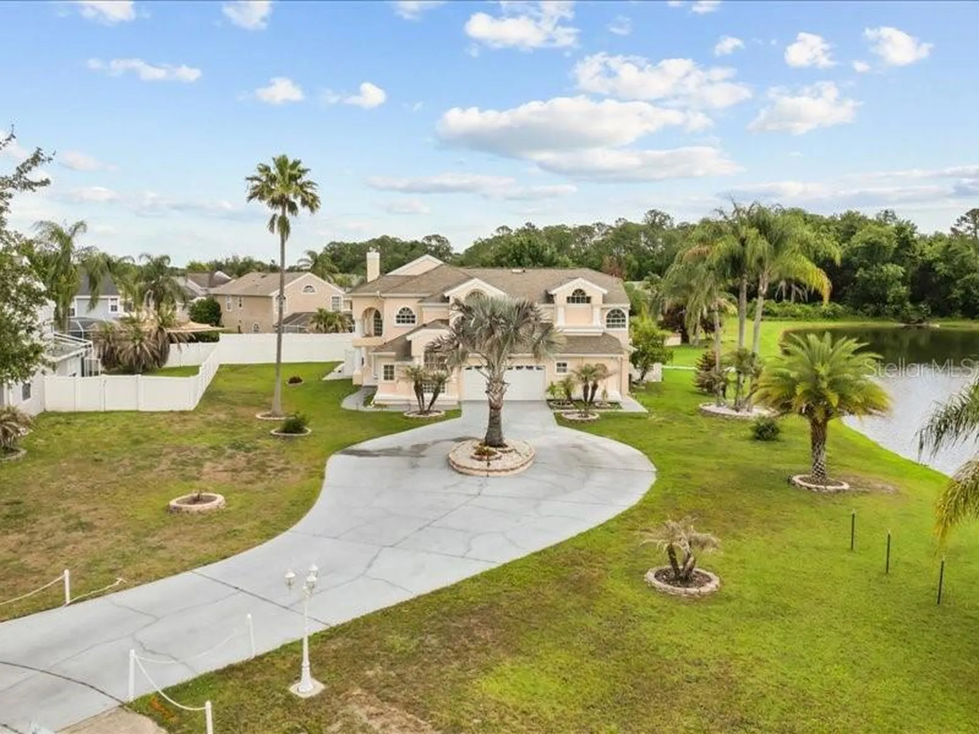 2325 N Rochelle Avenue Kissimmee FL 34746